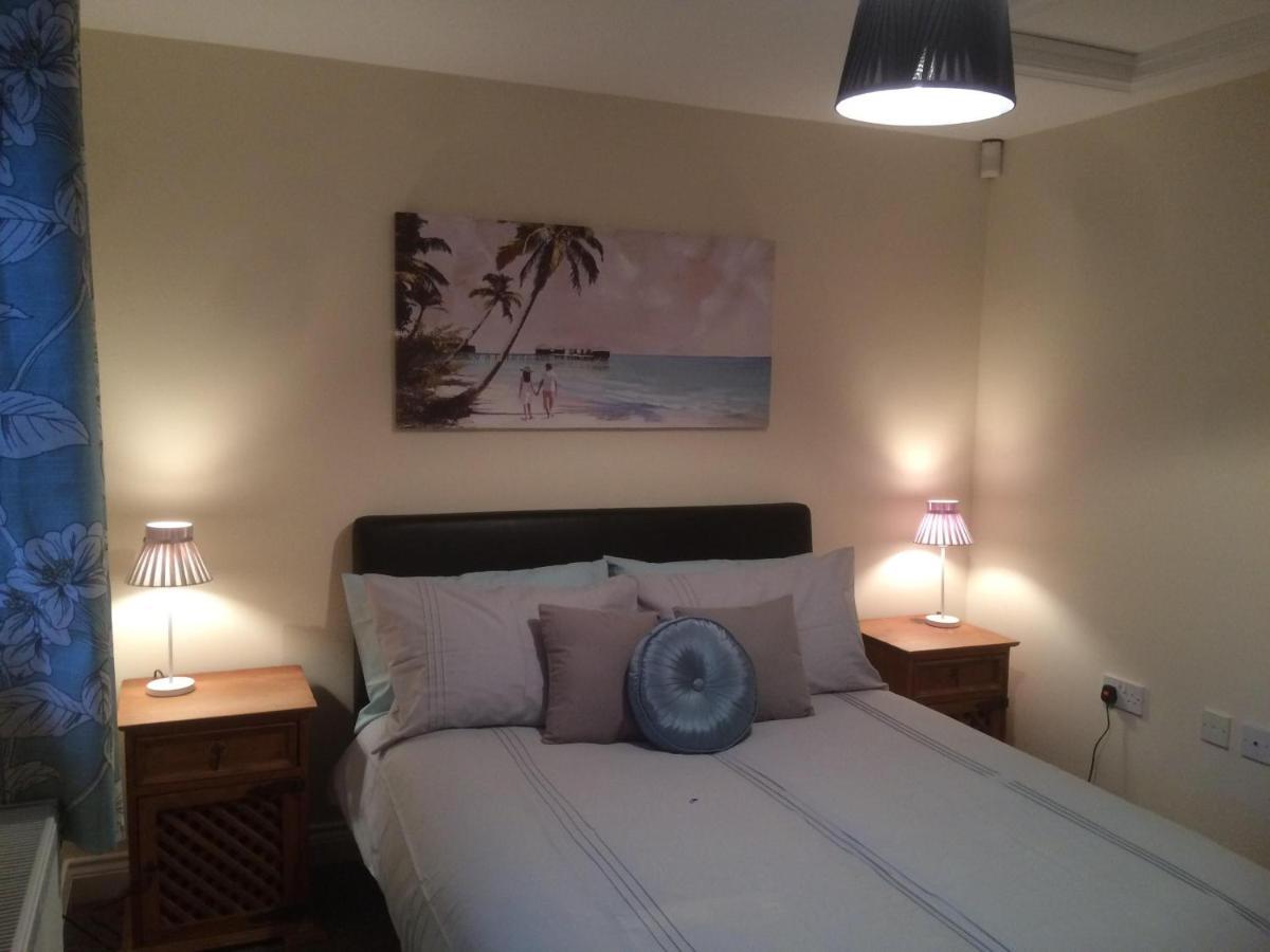 Coastal Escape Deal - 2 Bedroom House -Short Lets & Serviced Accommodation Buitenkant foto