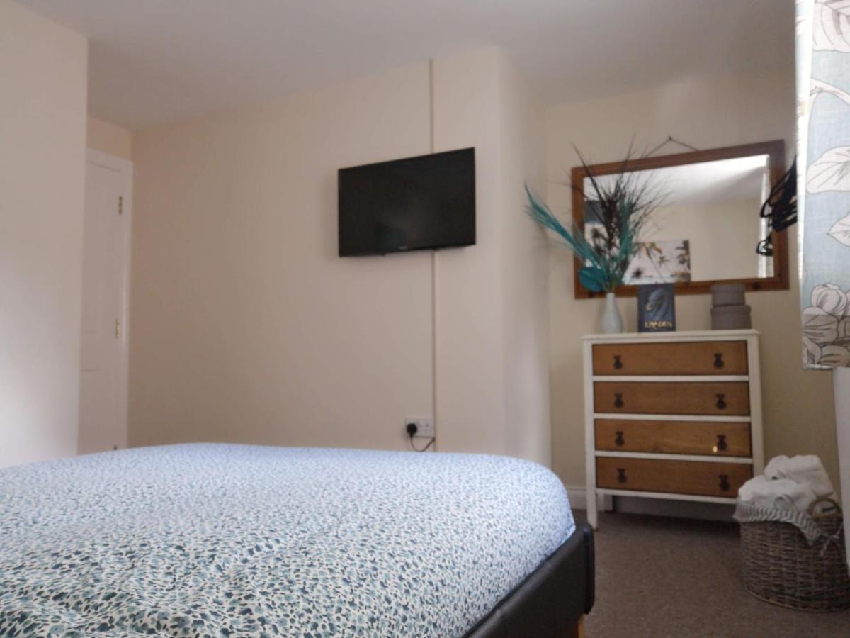 Coastal Escape Deal - 2 Bedroom House -Short Lets & Serviced Accommodation Buitenkant foto